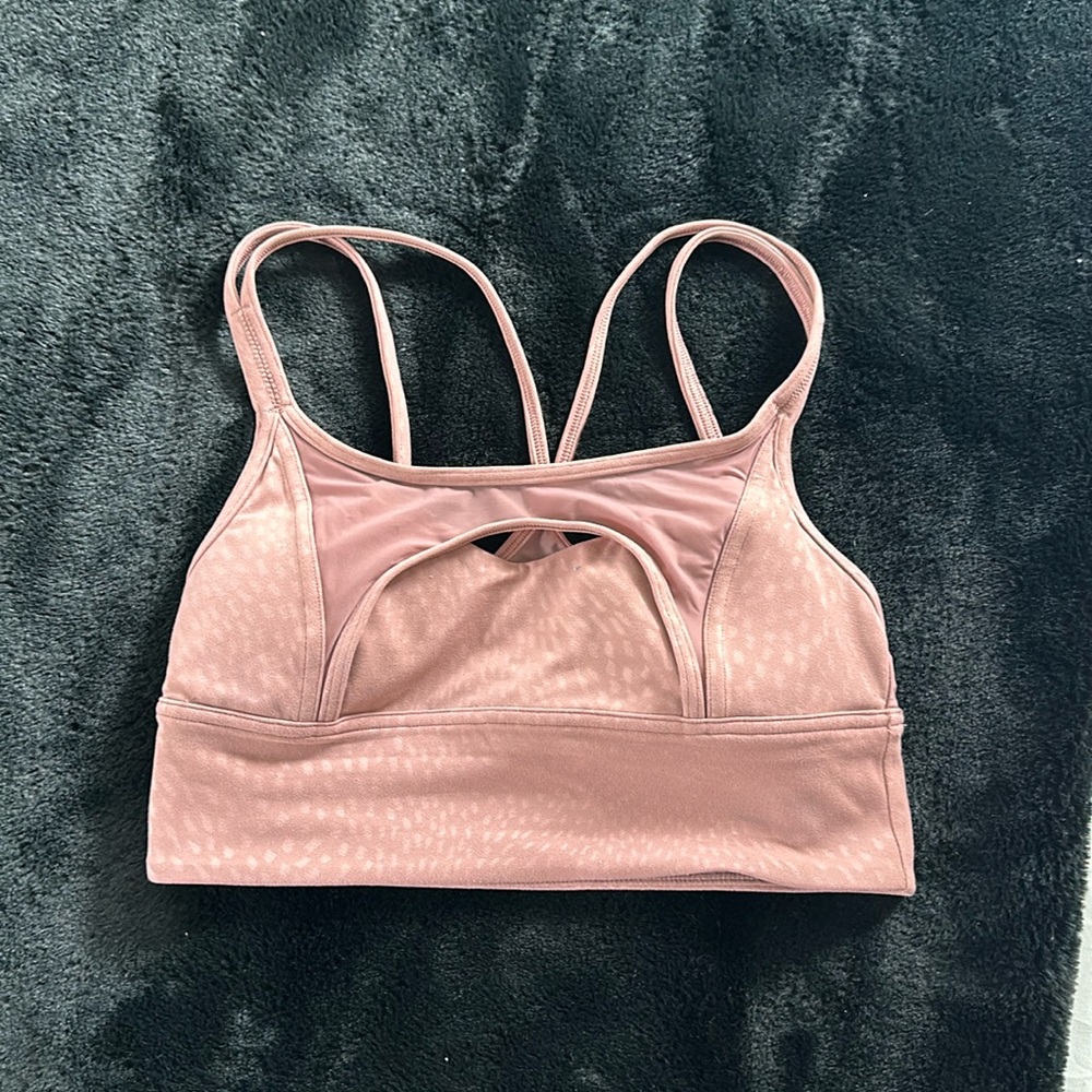 lululemon sports bra